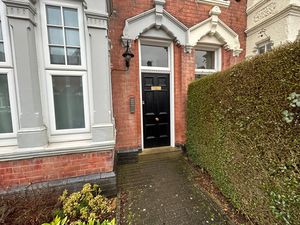 Photo 6- click for photo gallery